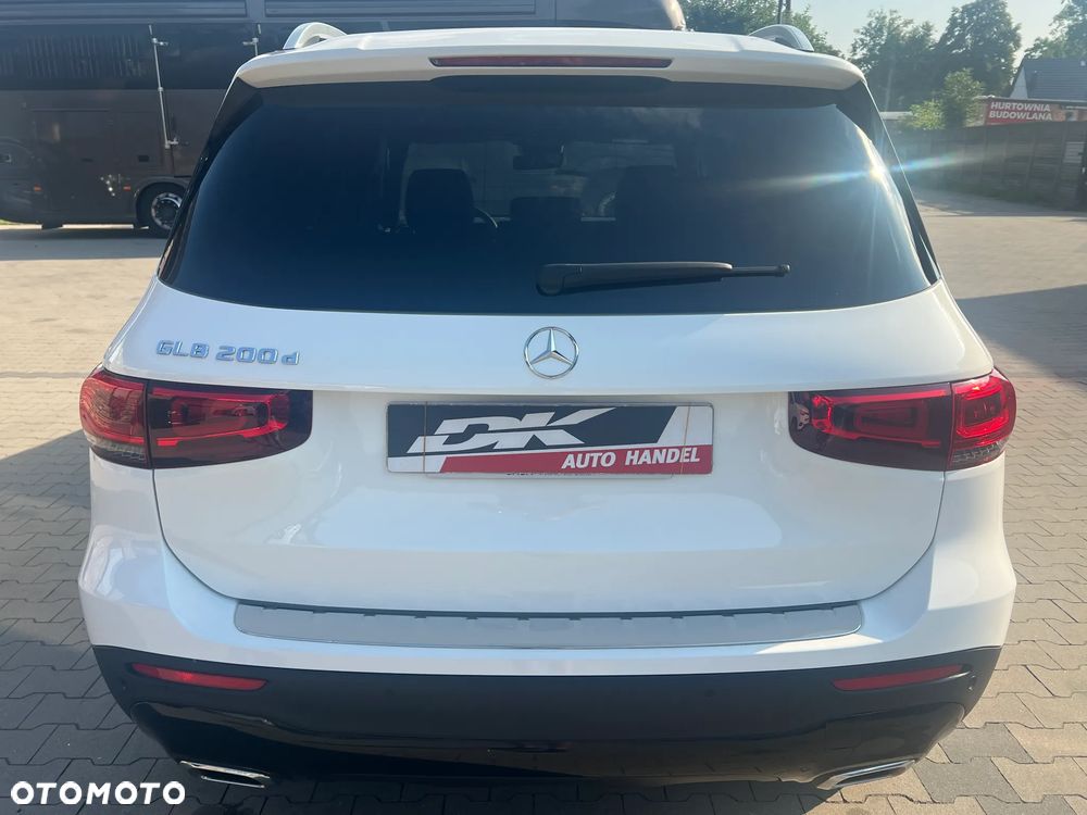 Mercedes-Benz GLB - 6