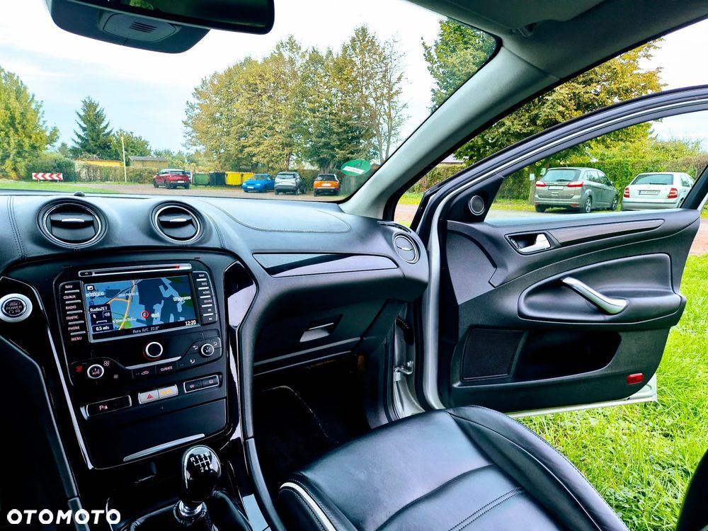 Ford Mondeo 2.0 TDCi Titanium S - 13