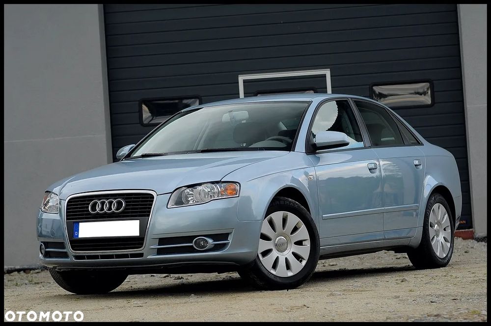 Audi A4 Limousine - 21