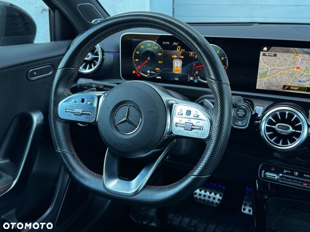 Mercedes-Benz Klasa A 250 7G-DCT AMG Line - 32