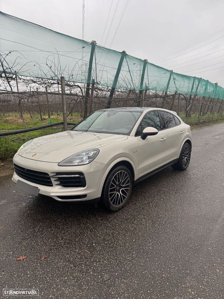 Porsche Cayenne Coupé E-Hybrid - 1