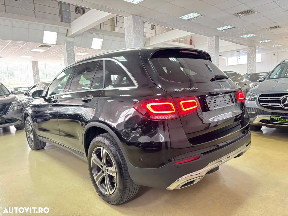 Mercedes-Benz GLC 300 e 4Matic 9G-TRONIC Edition AMG Line - 10