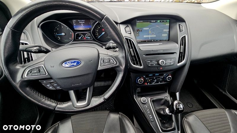 Ford Focus 2.0 TDCi Titanium ASS - 12