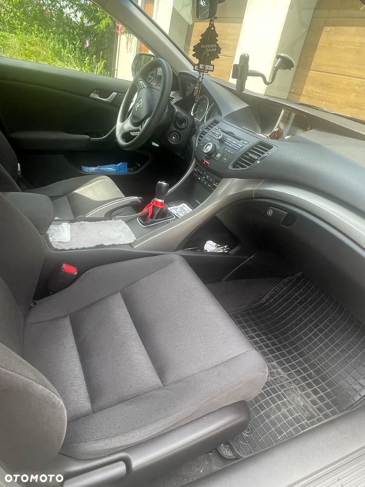 Honda Accord 2.0 Comfort - 17