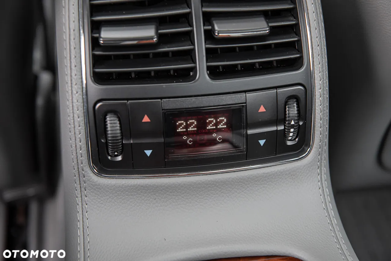 Mercedes-Benz CLS 350 - 28