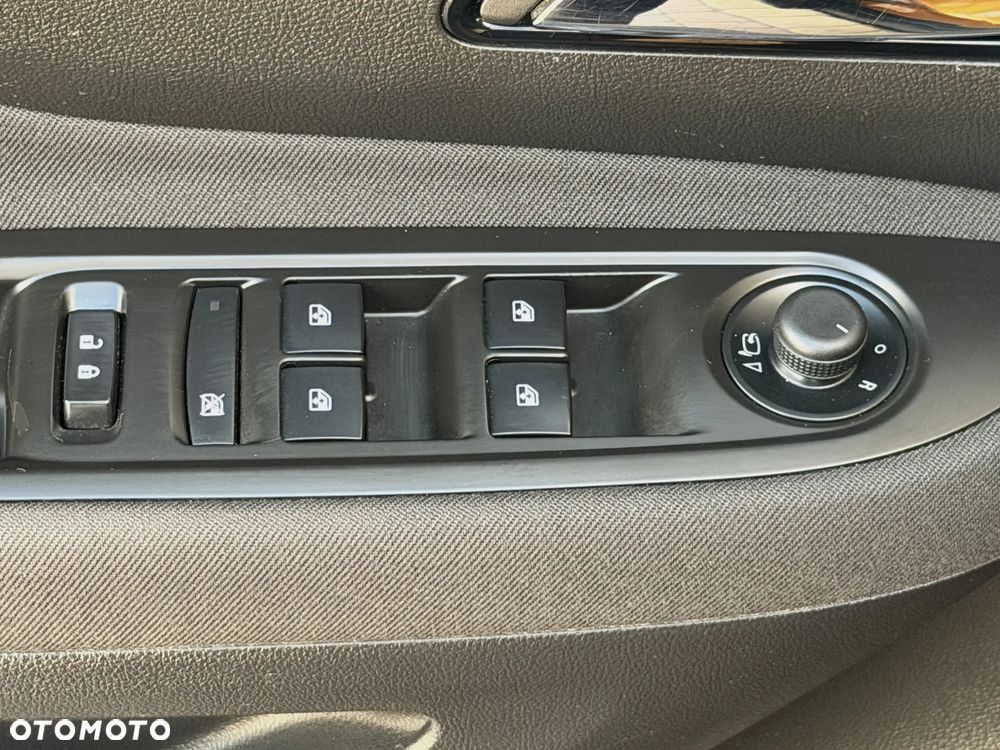 Opel Mokka 1.4 Turbo ecoFLEX Start/Stop 4x4 Color Innovation - 32