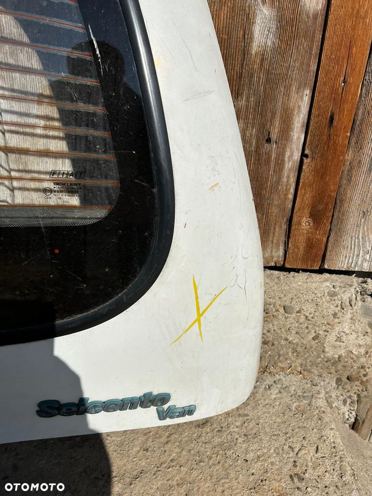 KLAPA TYŁ BAGAŻNIKA SZYBA SEICENTO BIAŁA 249f - 3