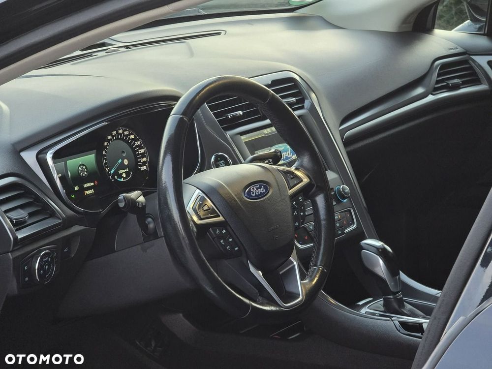 Ford Mondeo - 10