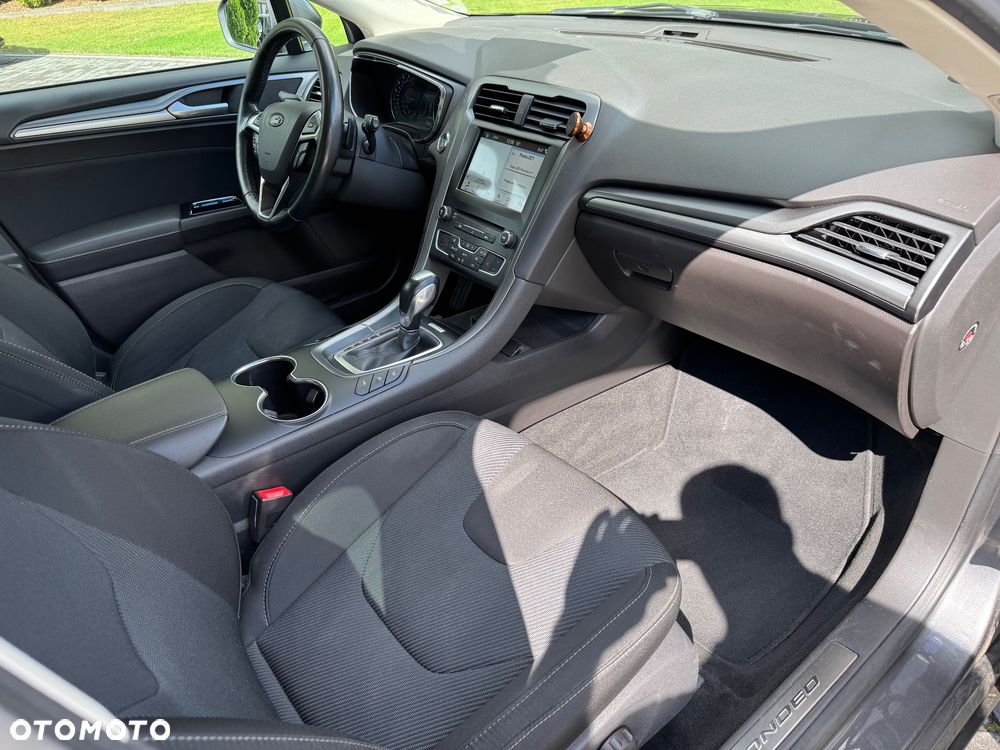 Ford Mondeo 2.0 TDCi STart-Stopp PowerShift-Aut Titanium - 24