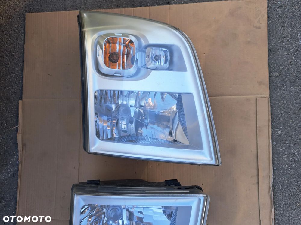 Ford Transit mk6 lampa lewy przód prawy przód 6C11-13W029-DG  6C11-13W030-DG - 4