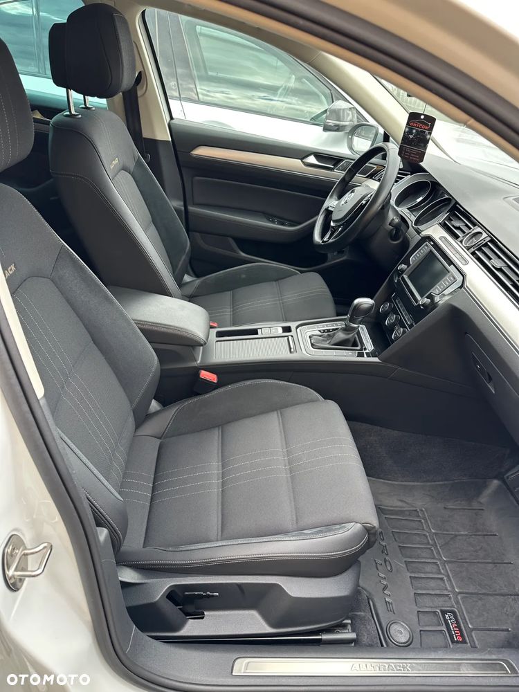 Volkswagen Passat Alltrack 2.0 TDI SCR 4Mot DSG - 14