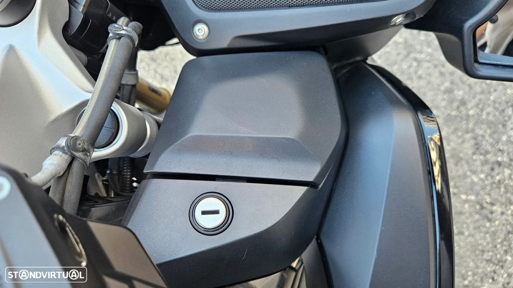 BMW R 1250 RT Triple black - 34