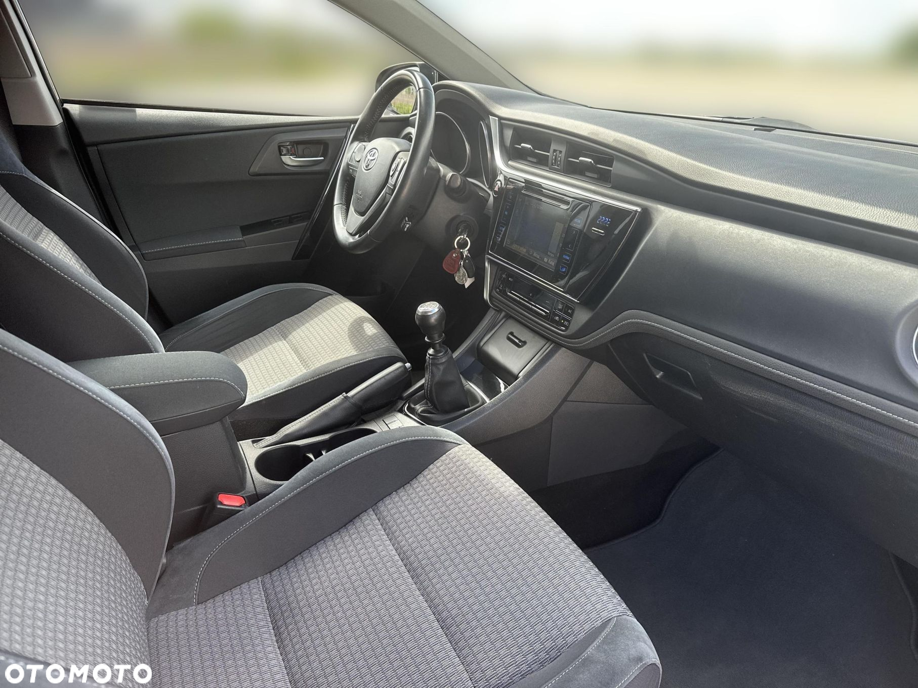 Toyota Auris 1.6 Dynamic - 12
