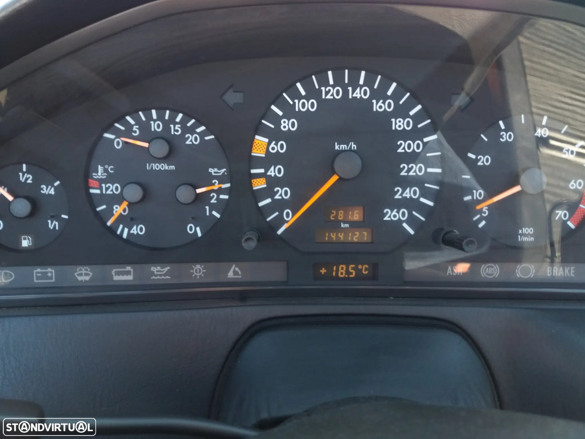 Mercedes-Benz SL 500 Standard - 6