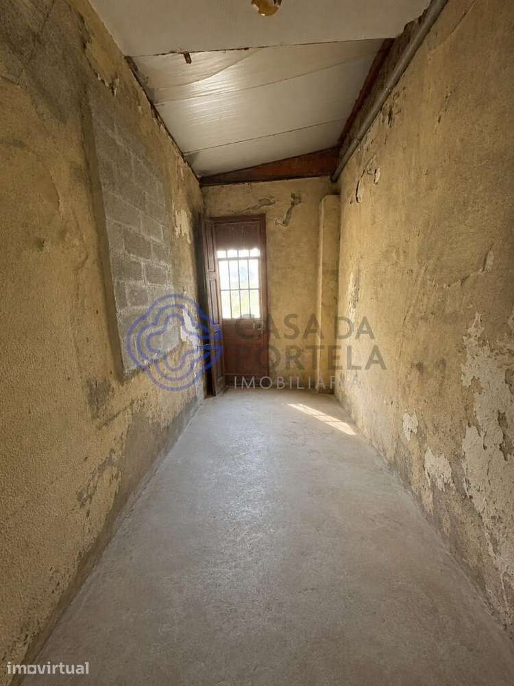 Prédio para Reabilitação Total – Rua da Estação, Campanhã - Grande imagem: 4/5