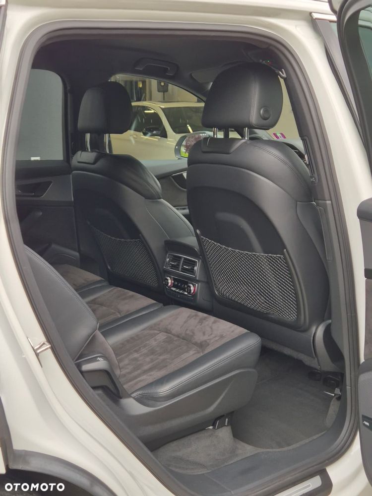Audi Q7 - 22