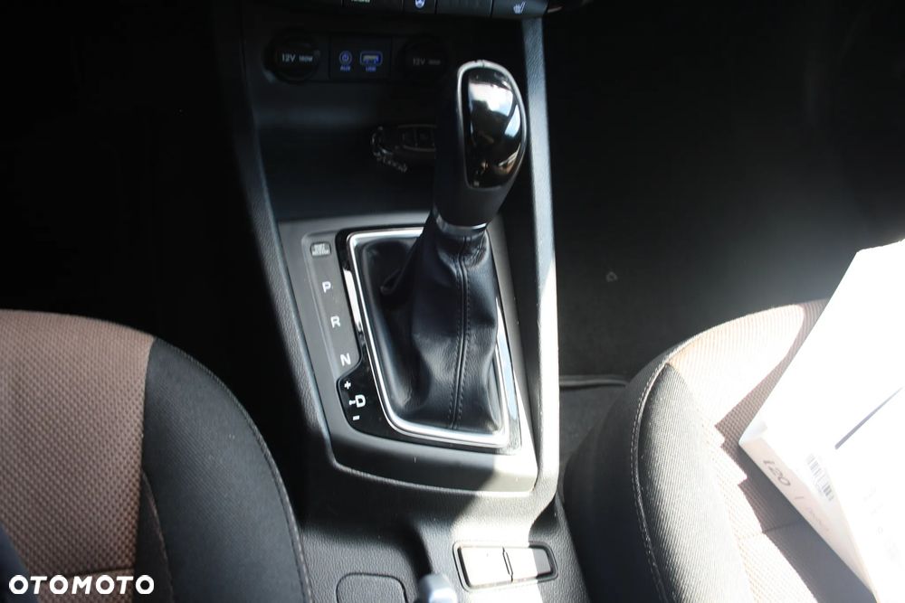Hyundai i20 1.4 Automatik Style - 13