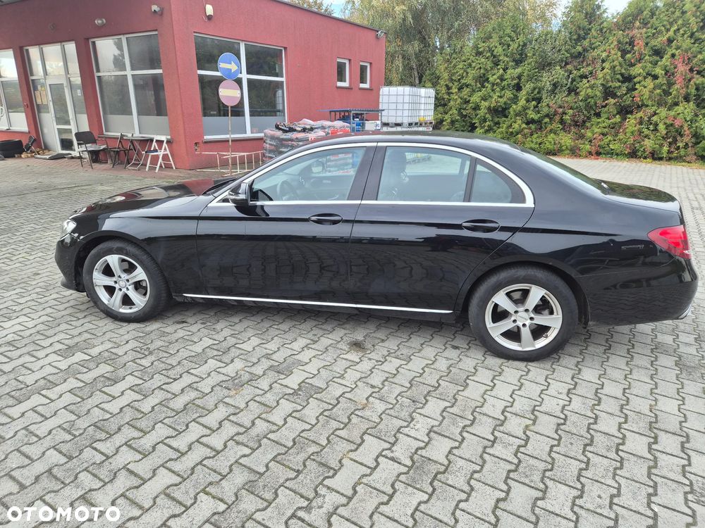 Mercedes-Benz Klasa E 200 d 9G-TRONIC - 5
