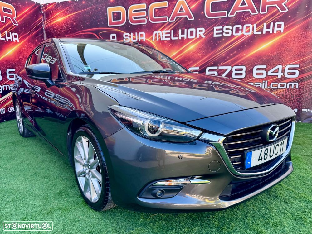 Mazda 3 Hatchback 1.5 Sky-D Excellence Pack Leather White Navi - 2