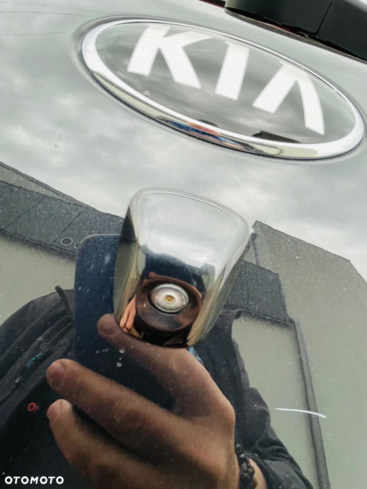 Kia Ceed 1.6 GDI Dream Team Edition - 17