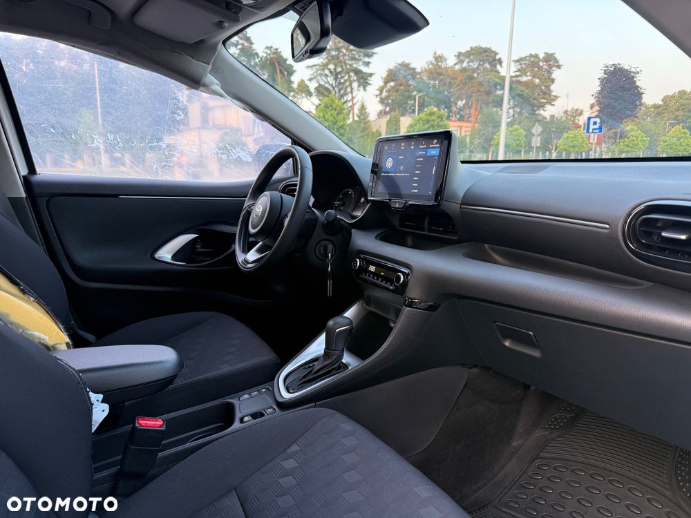 Toyota Yaris Hybrid 1.5 Comfort - 22