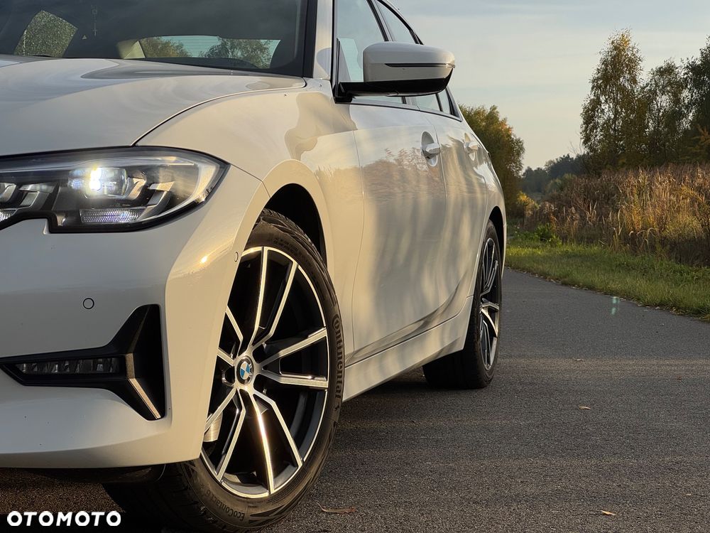 BMW Seria 3 - 16