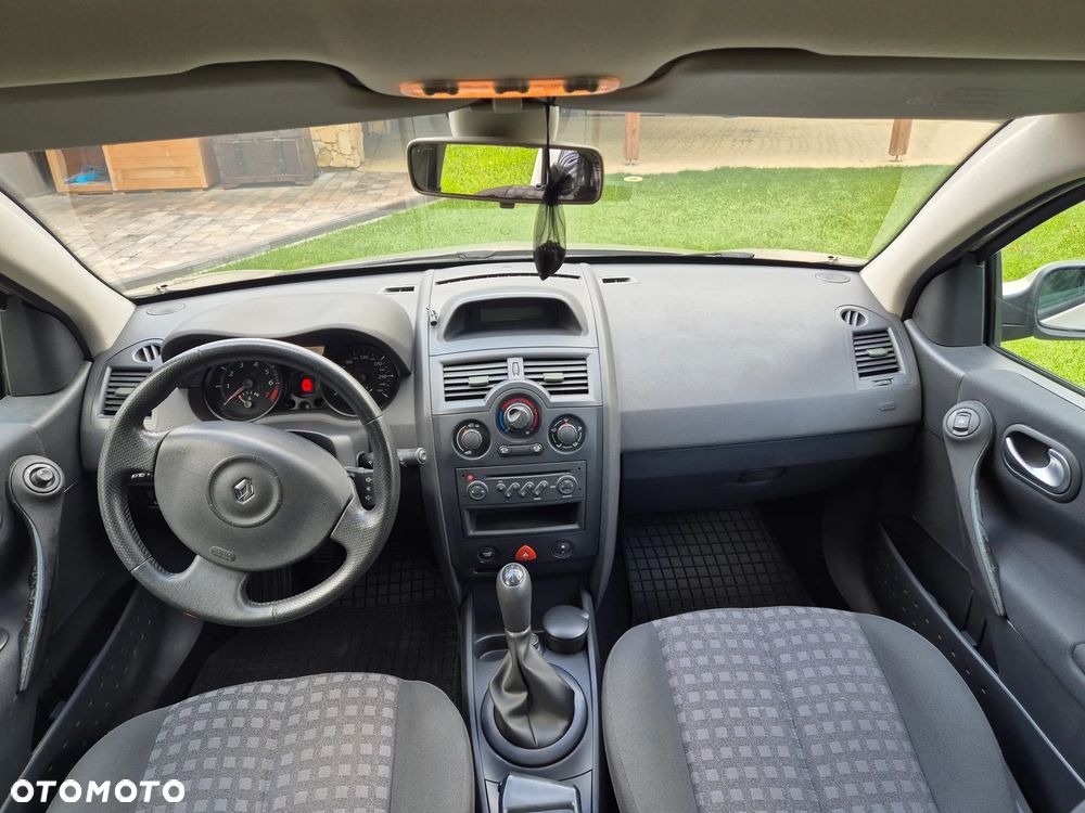 Renault Megane II 1.6 16V Dynamique - 10