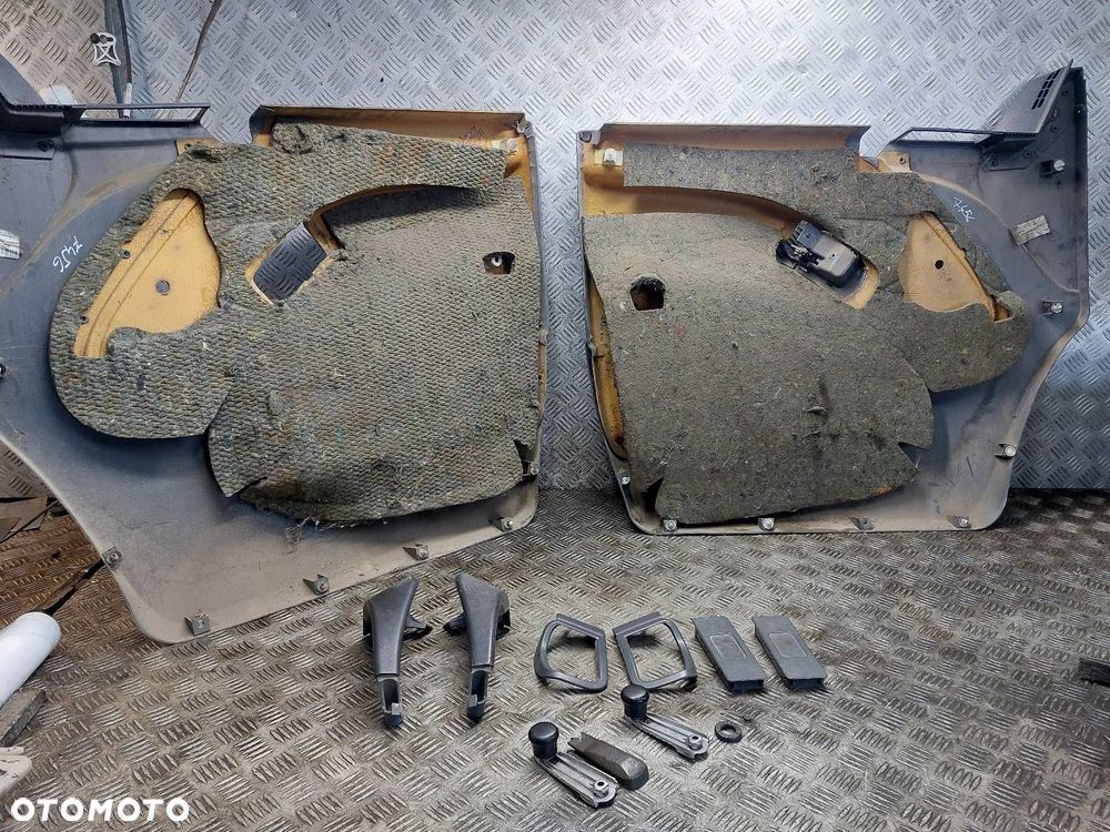 BOCZEK DRZWI LEWY PRZÓD + PRAWY PRZÓD MERCEDES-BENZ VITO W638 - 5