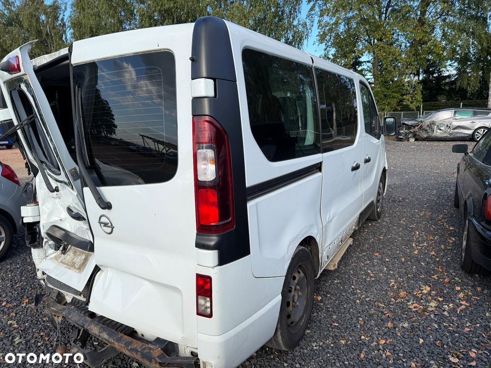 Opel Vivaro - 6