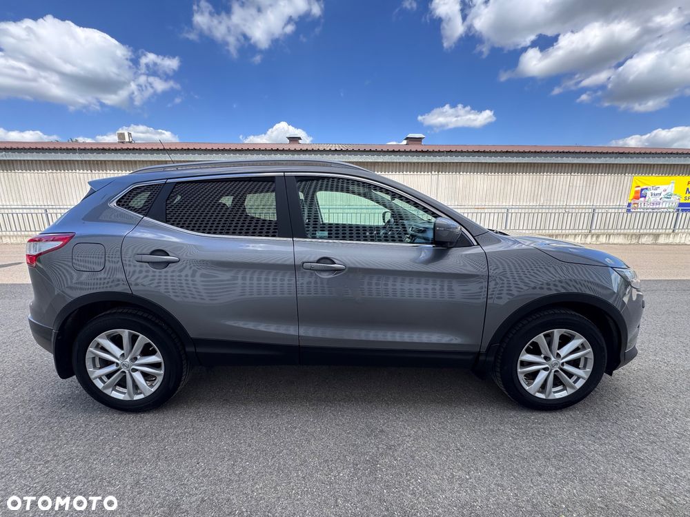 Nissan Qashqai 1.2 DIG-T Tekna EU6 - 10