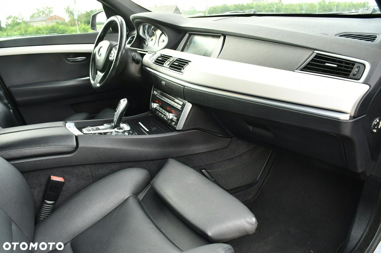 BMW 5GT 535i Gran Turismo - 31