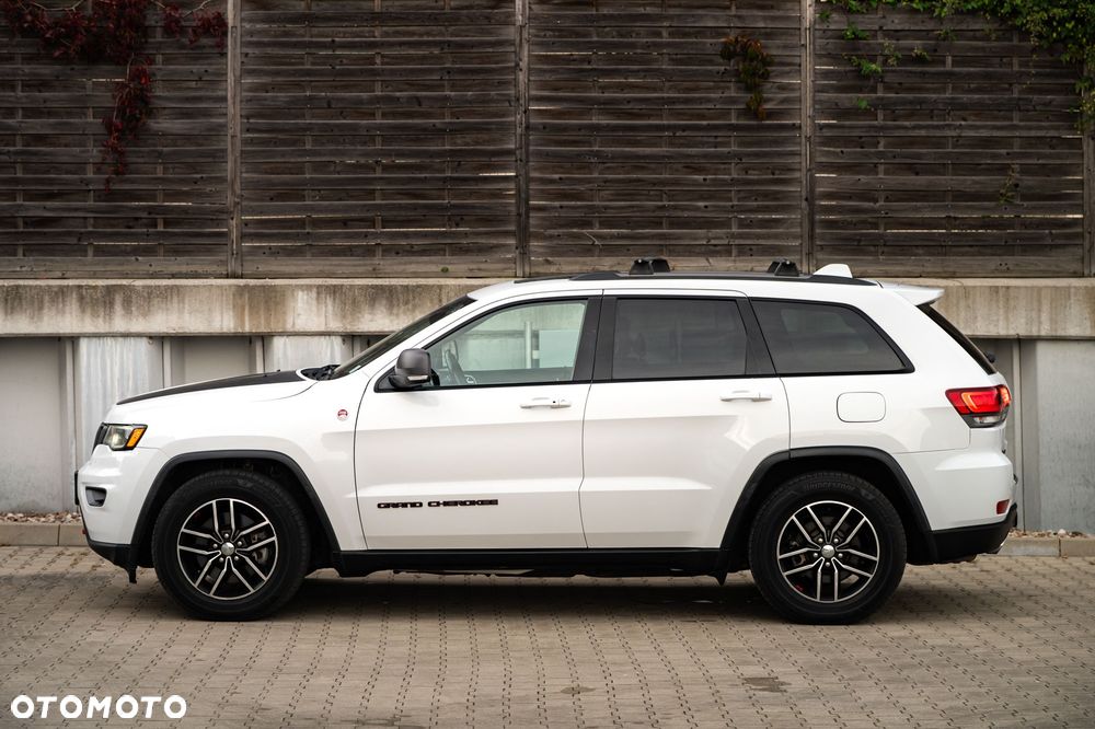 Jeep Grand Cherokee 2018 photo 3