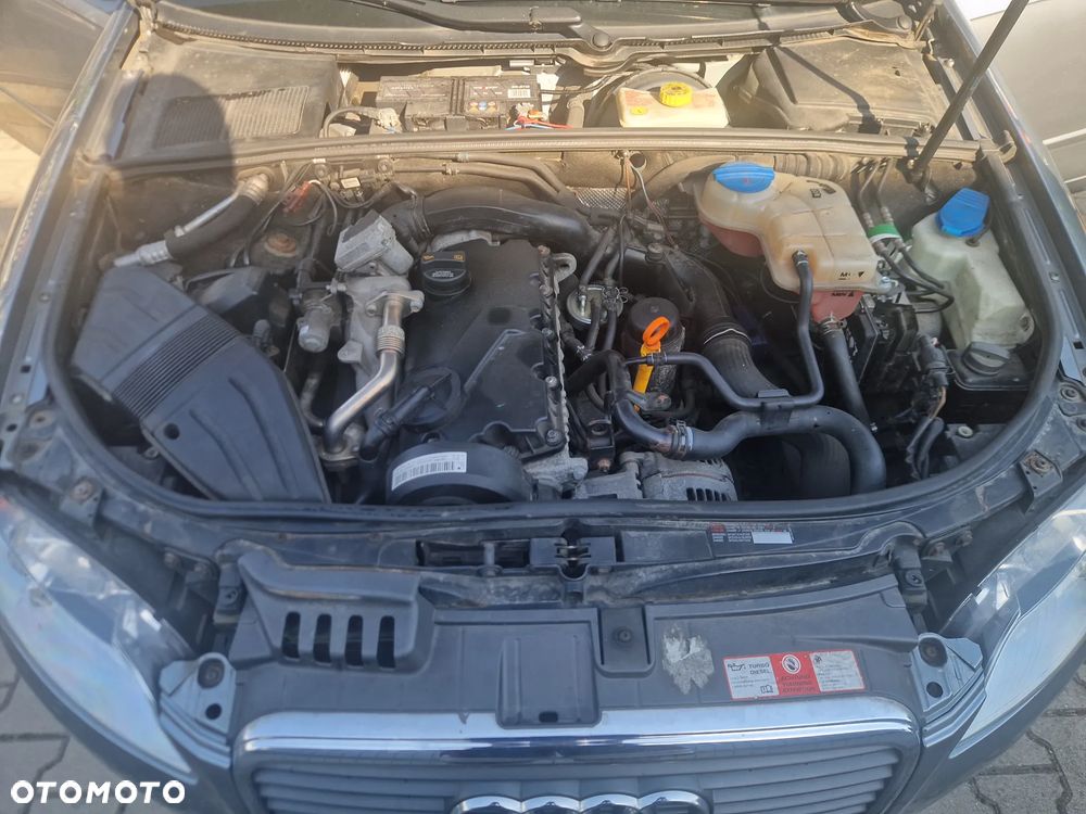 Audi A4 Avant 2.0 TDI - 17