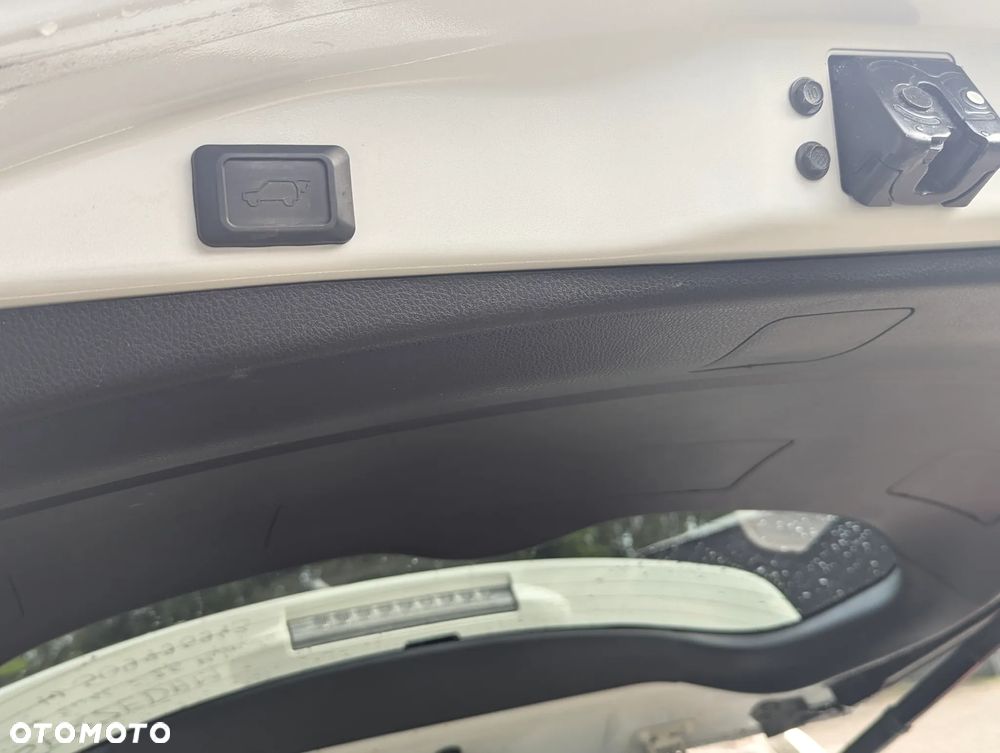 Toyota RAV4 Hybrid Premium 4x2 - 9