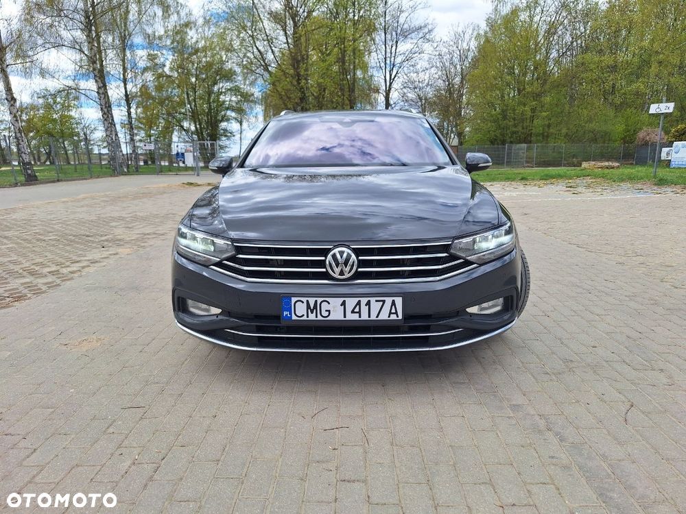 Volkswagen Passat 2.0 TDI SCR DSG Elegance - 2