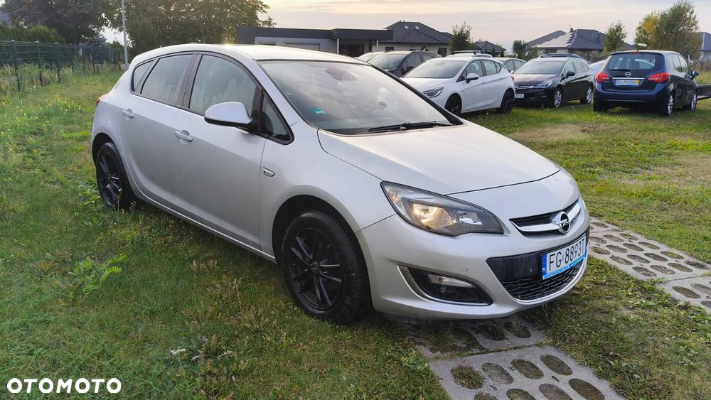 Opel Astra 1.4 T Edition 150 - 3