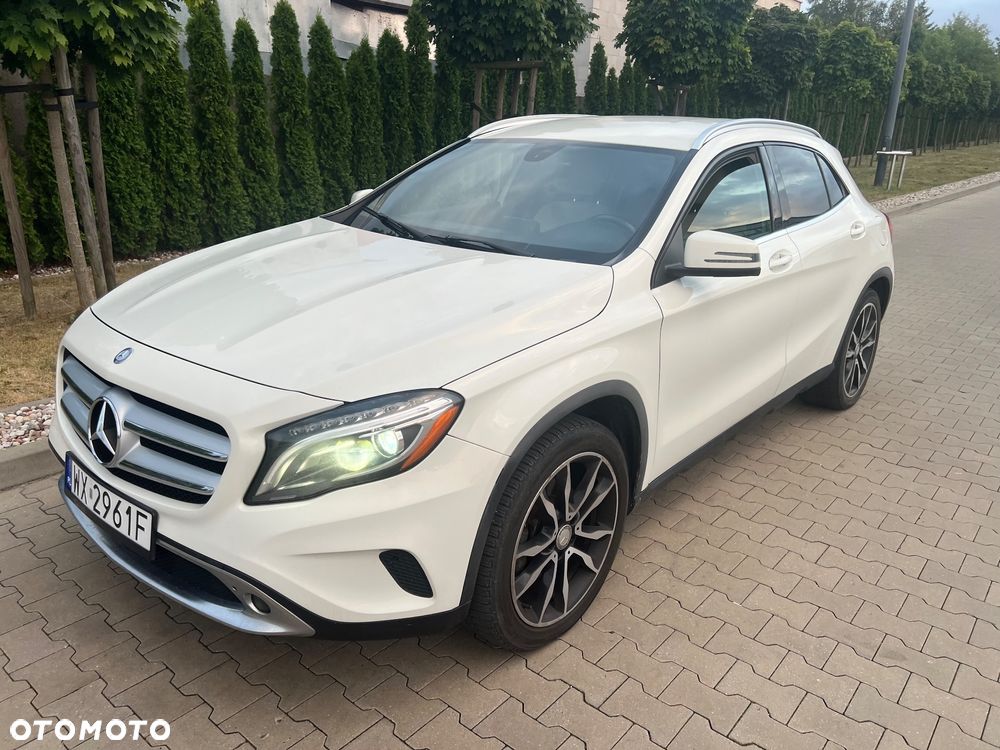 Mercedes-Benz GLA 250 4-Matic - 29