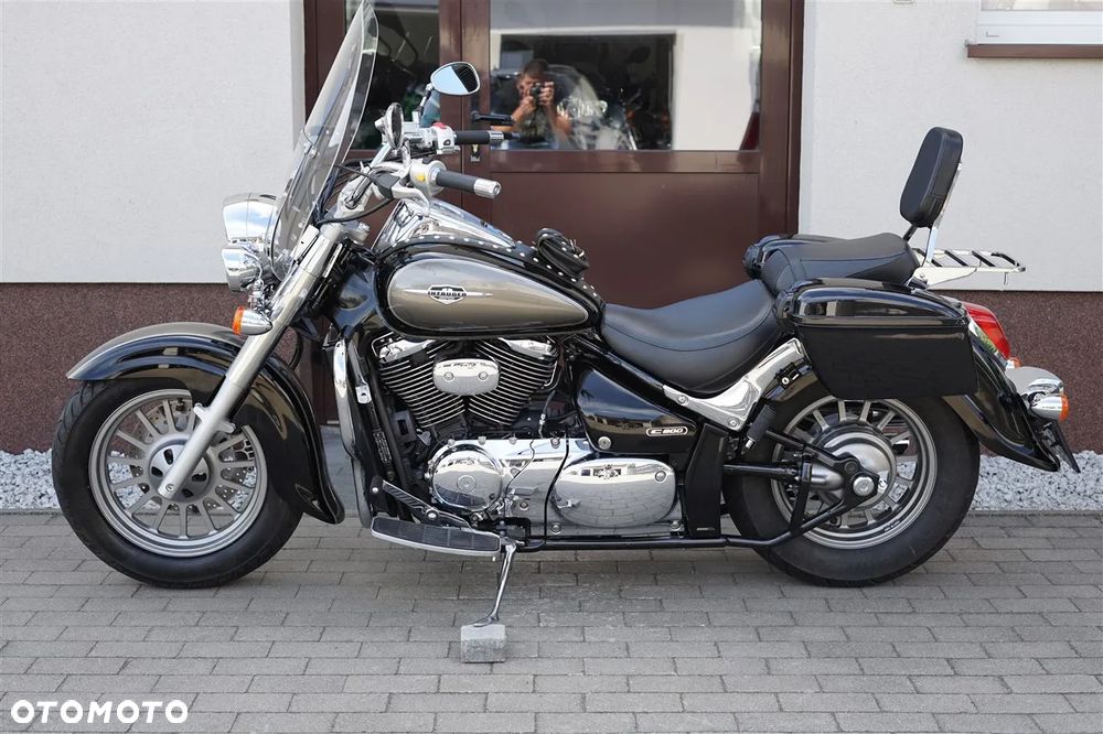 Suzuki VL 800 Volusia - Boulevard C50 - 19