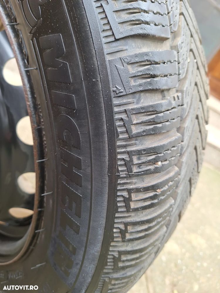 Hyundai i20 1.2 L 84CP 5DR Led Line - 23
