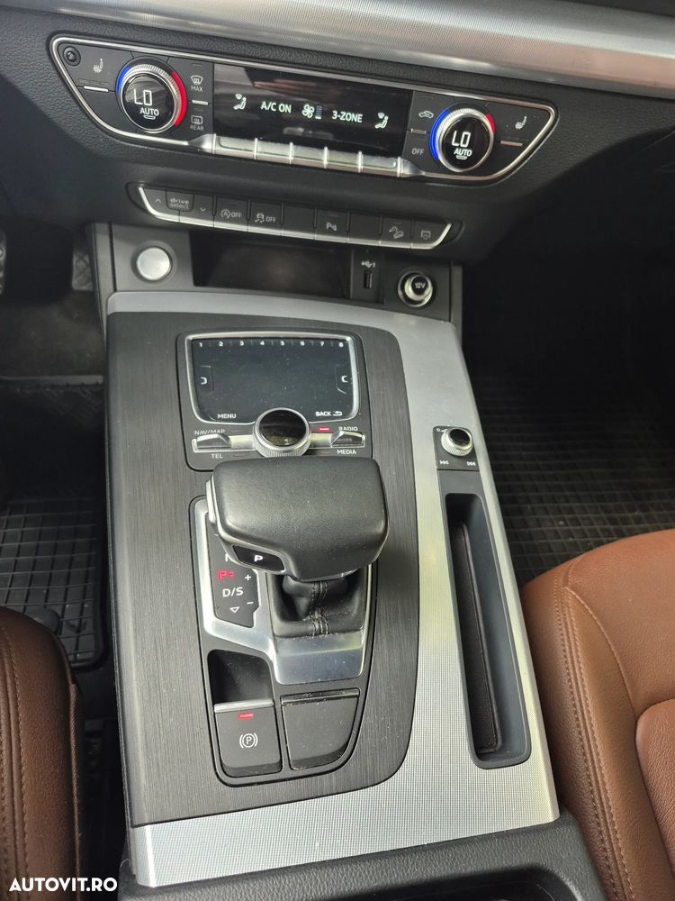 Audi Q5 2.0 45 TFSI S tronic quattro Sport - 4