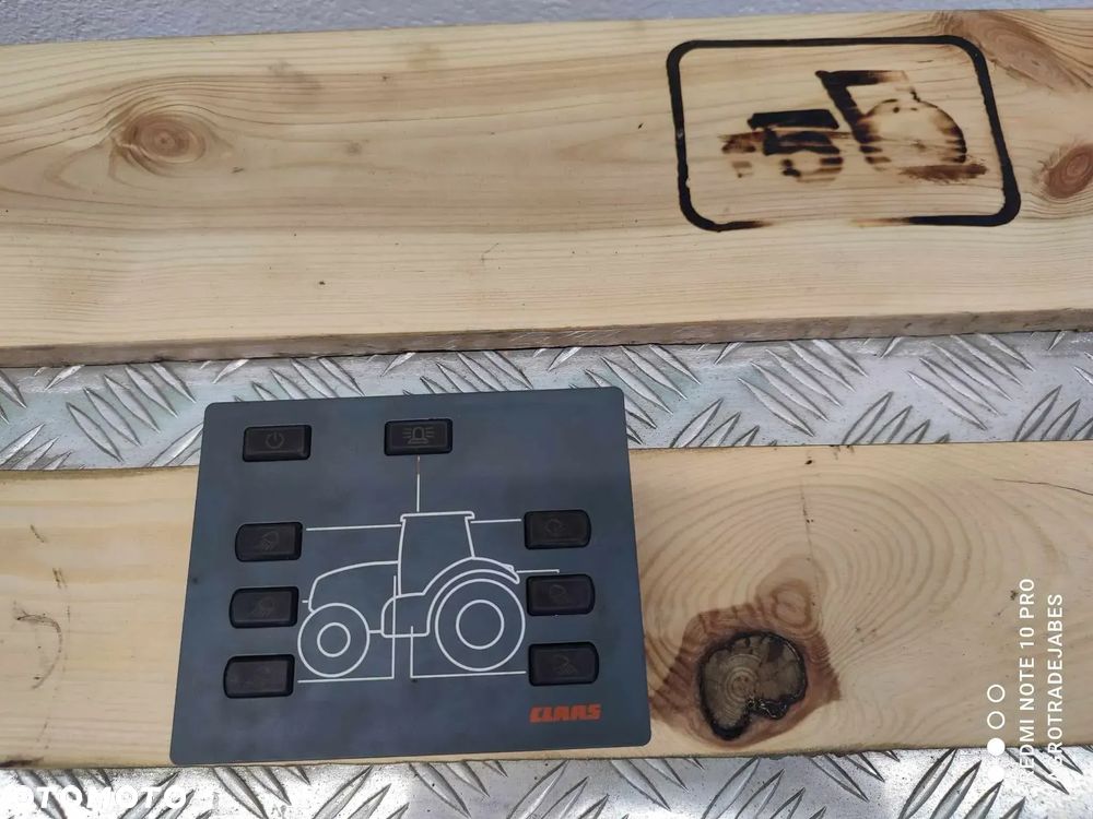 Włącznik świateł roboczych Claas Axion - 1