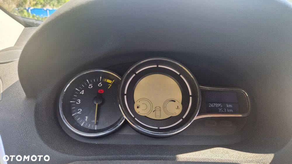 Renault Megane 1.6 16V Dynamique - 8