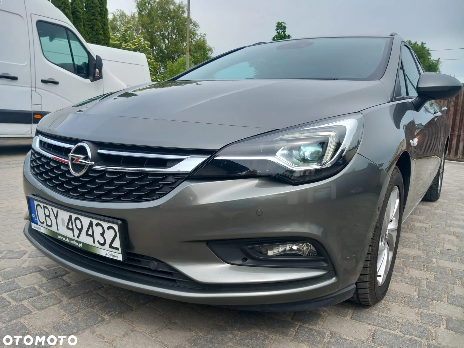 Opel Astra 1.6 D Start/Stop Sports Tourer Business - 2