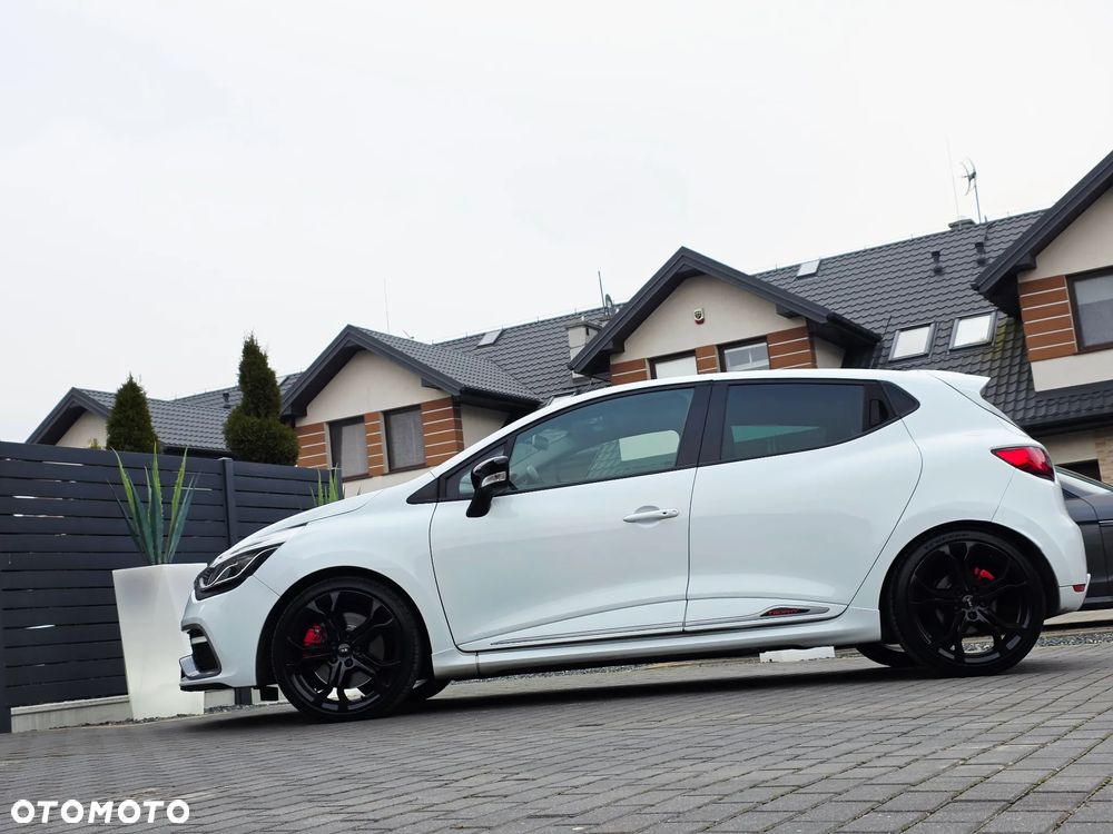 Renault Clio TCe 220 EDC R.S Trophy - 39