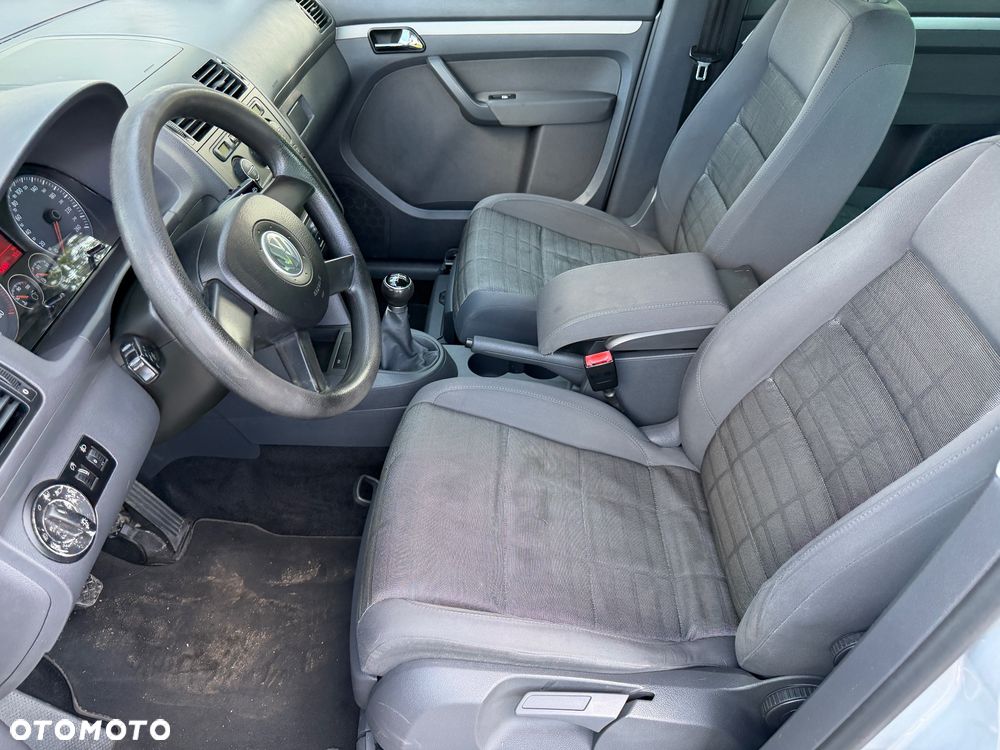 Volkswagen Touran 1.4 TSI Goal - 26