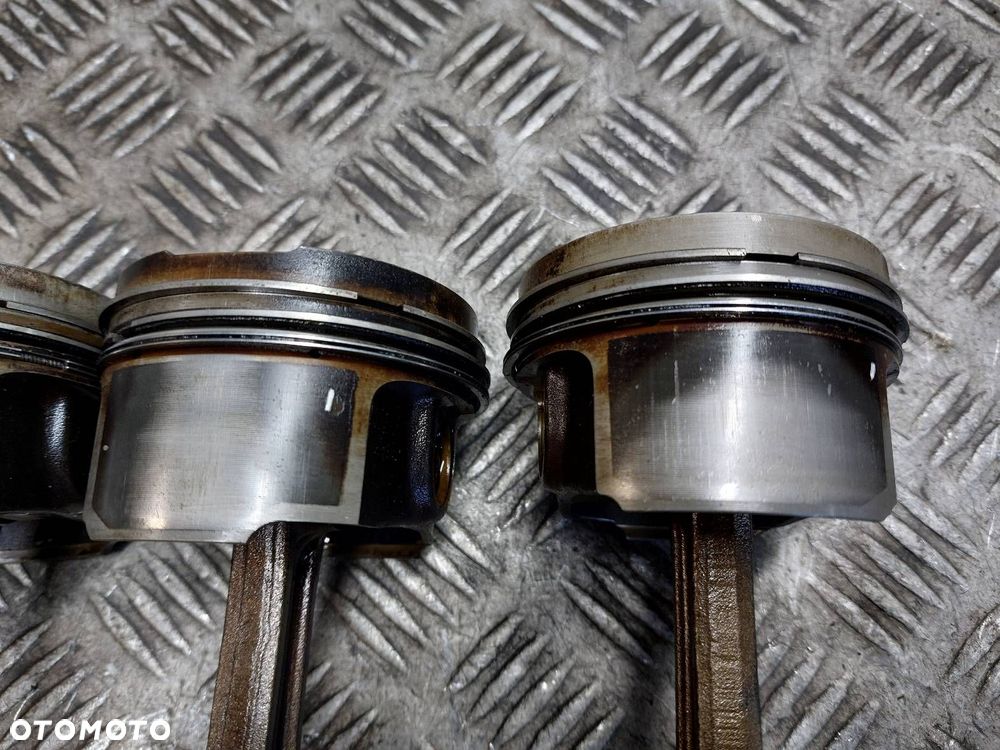 TŁOK + KORBOWÓD CENA ZA KPL 4SZT VOLKSWAGEN PASSAT B5 1.8 T AEB - 5