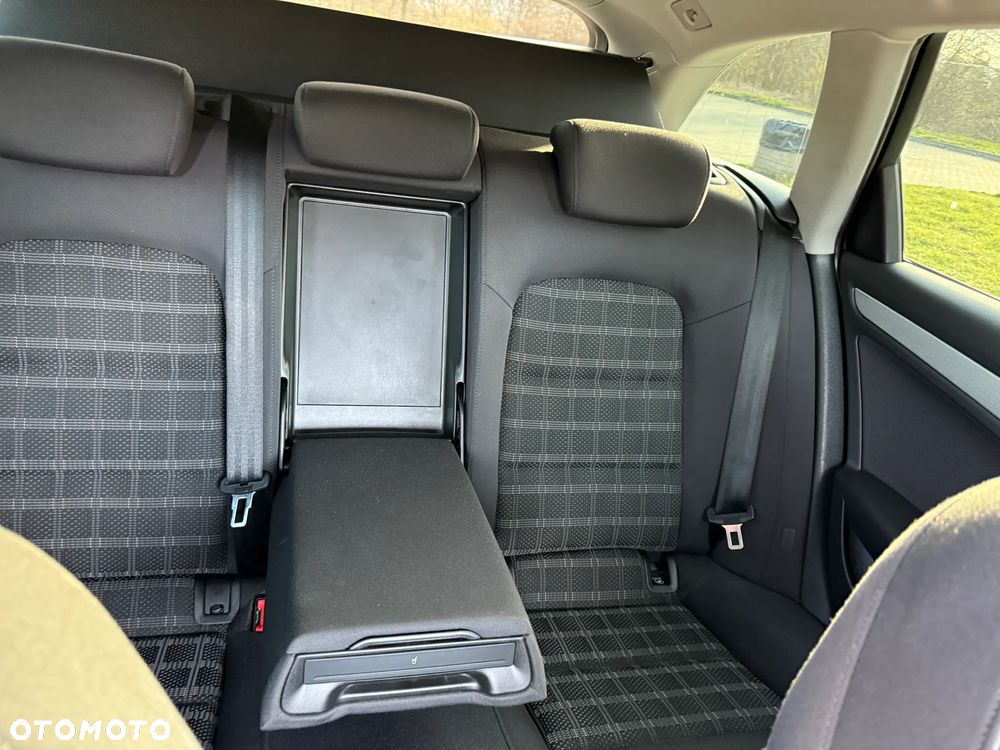 Audi A4 Avant 2.0 TDI DPF Ambition - 13