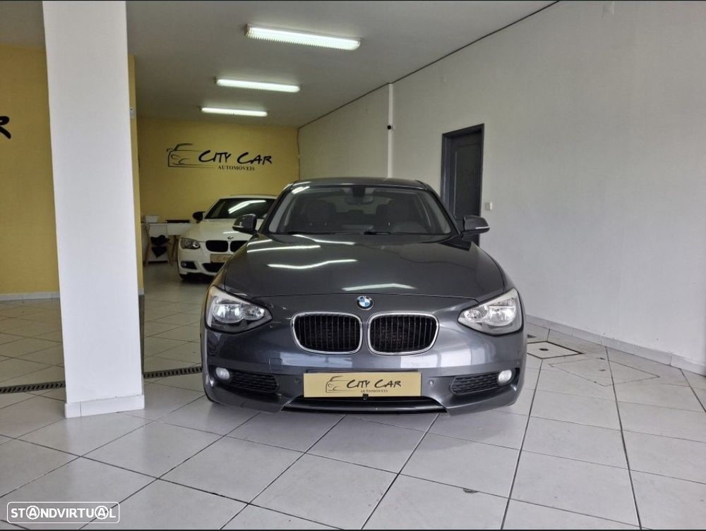BMW 118 d Aut. Sport Line - 2