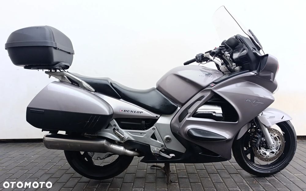 Honda ST - 7