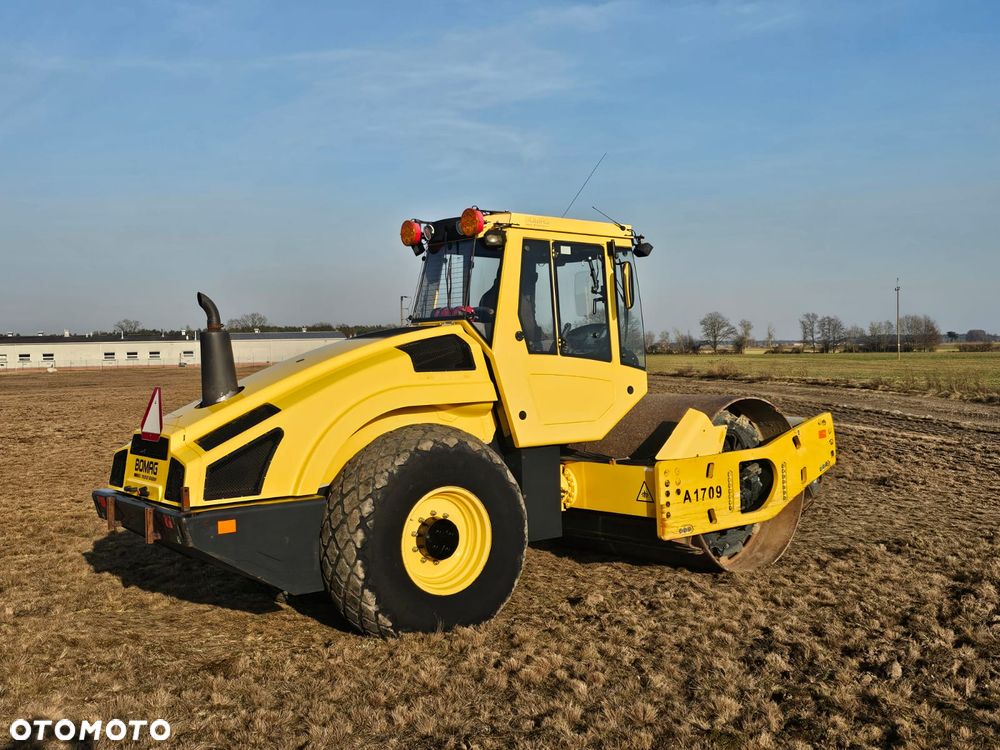 Bomag BW 213 DH4 - 8